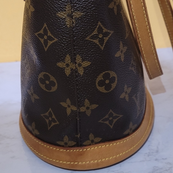 LV Bucket 23 - Picture 11 of 14